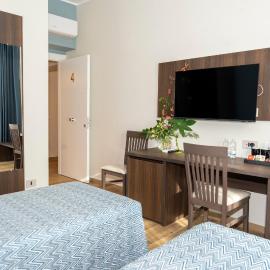 Lepanto Central, hotel in Messina