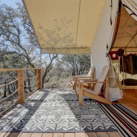 Hill Country Escape Glamping Tent, hotel a Boerne