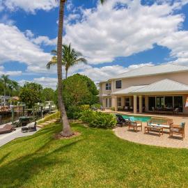 Sunnyside - Pool, Hot Tub & Direct access to River, hotel in Fort Myers
