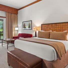 1116 Lodge At Spruce Peak Ski In Ski In Ski Out King Studio By Stowe Mountain Rentals