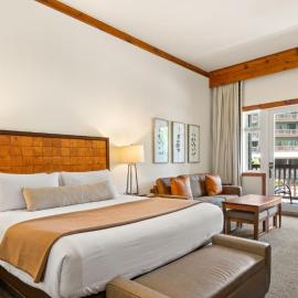 147 Studio Spruce Peak Lodge at Stowe Mt Resort Sleeps 4, hotel a Stowe
