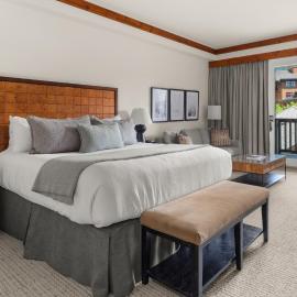 309 Studio Spruce Peak Lodge Base of Stowe Mt Resort Sleeps 4