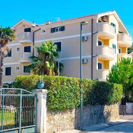 Igalo Montenegro - Nice apartment 20 m from the sea!