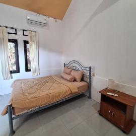 La Calma Homestay, hotel v destinácii Masbagik