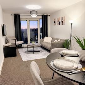 Stylish 2-Bed Apartment in Central Bolton