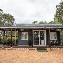 The Holiday Hut, hotel a Lightning Ridge