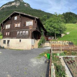 Ferienhaus Unteraxen, hotel Sisikonban