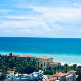 OCEAN VIEW 1BR 2BA BEACH CONDO Parking, hotel a Miami Beach