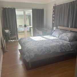 Robert ST Newlands, hotel in Wellington