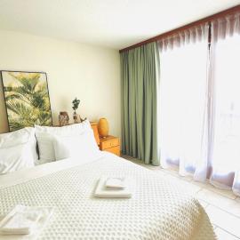 Studio meublé, hotel en Saillon