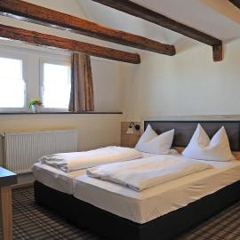 Landgasthof Zum Schwarzen Adler, hotel di Markt Nordheim