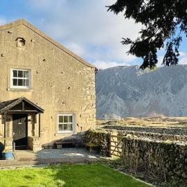 The Screes Apartment - Short stroll from Wastwater - Herdwick Cottages