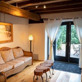 Maison 2: Souvigny şehrinde bir otel
