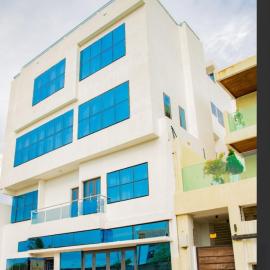 Honorbox, hotelli kohteessa Cotonou