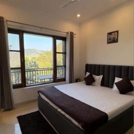 Sarins Mistville 4BHK Villa Mall Road