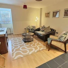 Wild Rose Retreat, Hotel in York