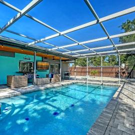 Heated Pool Home - Close to Beaches, Restaurants & More!