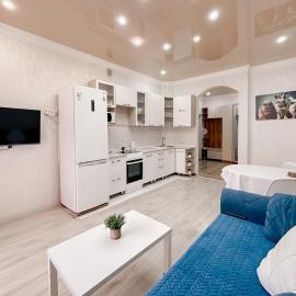 2х комнатная квартира в ЖК Ирина, hotel a Pavlodar