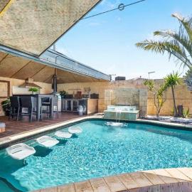 Hillarys Platinum Retreat, хотел в Пърт