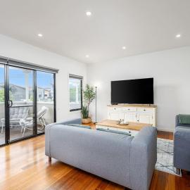 Stylish City Edge Home with Balcony and Parking