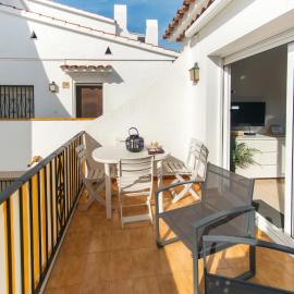 WELCS APARTAMENTO 295 EMP con piscina comunitaria
