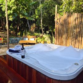 Casa da Árvore - Refúgio de Luxo com Jacuzzi e Vista para a Serra, hotel en Guaramiranga