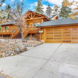 Crescenta pines log cabin #2346