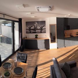 Panorama Lake Residence