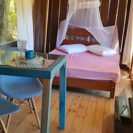 Quinta do Vale- Cabana dos Esquilos: Lago, Cascata โรงแรมในอีตาจีบา