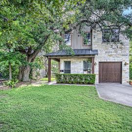 Charming 2BD - Billiards Near Lady Bird Lake & DT, hotelli kohteessa Austin