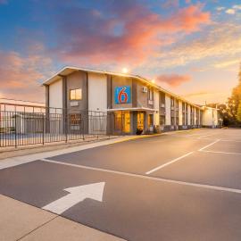 Motel 6 Ogden, UT- Downtown、オグデンのホテル