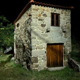 Sidrós Houses