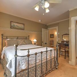 The Russell Room at The Historic Eureka Inn and Event Center, hotel in Jonesborough