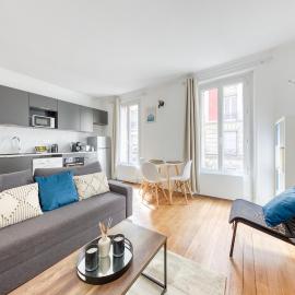 Le Cozy Pantin, готель у місті Пантен