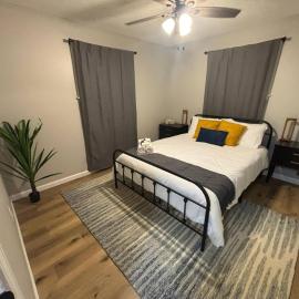 Downtown Manhattan Stay Near Poyntz Ave