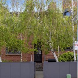 Renovated 1930's home, hotel a Sandy Bay
