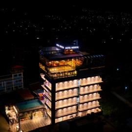 Hotel Meriken, hotel a Dharān Bāzār