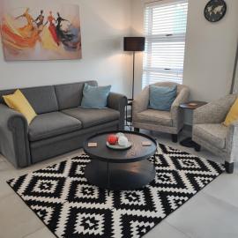 Apartment 70 - 1 On York