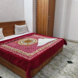 Hotel Classic Inn โรงแรมในJāmb