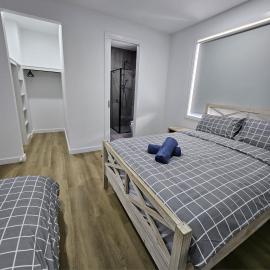 Maruve Guesthouse Plus- Modern Stay near Melb Airport 12 min, hotel in Melbourne