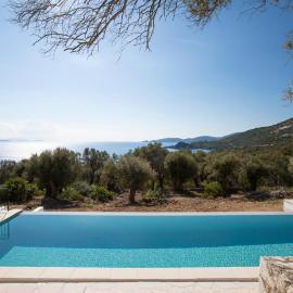 Nina s Summer House A Brand-New Seaview Sanctuary, hotel en Évyiros