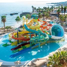 Star Beach Village & Water Park, מלון בהרסוניסוס