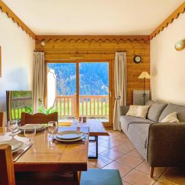 Mouflon 2* - 4/6 personnes Piscine & Spa, Hotel in Champagny-en-Vanoise