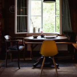 Chata u studánky, hotel din Velké Karlovice