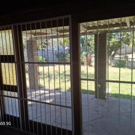 Family Vacation home, hotel a Humansdorp