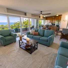 Ocean Views From Every Room - 5 Minutes to Magen's Bay