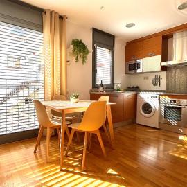 Acogedor apartamento by Prestigi, hotel din Terrassa