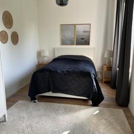 Schöne helle Wohnung, hotel i Kerpen