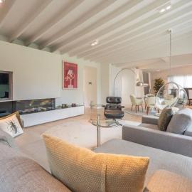 Elegant Guesthouse on Castle Domain near Bruges
