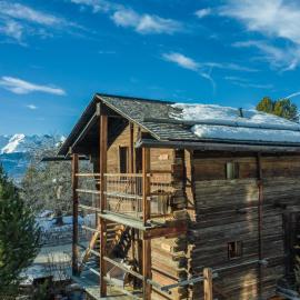 Les Mazots du Hameau - Charme Alpin avec Cuisine équipée, hotel v mestu Vercorin